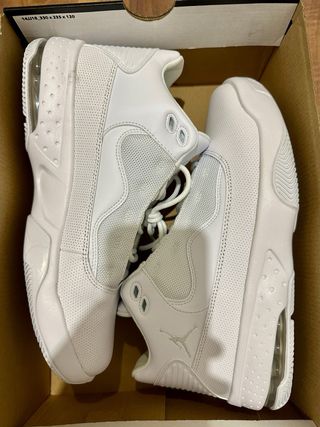 Jordan Max Aura 2 Scarpe da Ginnastica Bianche