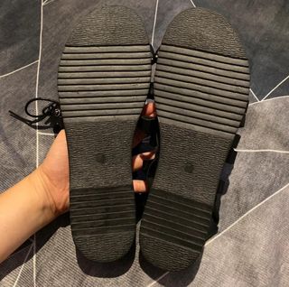 Sandalias romanas negras talla 40