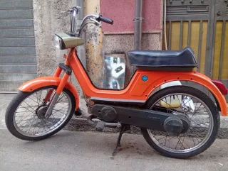 Motorino Piaggio anni '80 Arancione