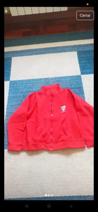 Sudadera roja con cremallera Talla M/L