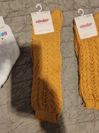 Calcetas Cóndor Regional Niña Talla 6 y 4