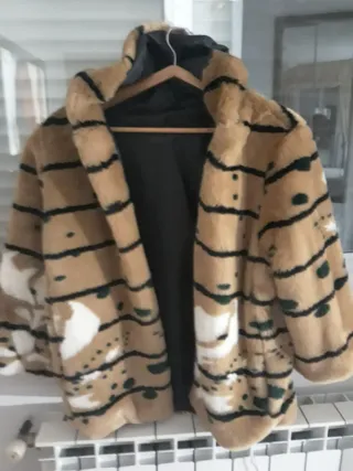 Chaqueta Estampada Leopardo Beige