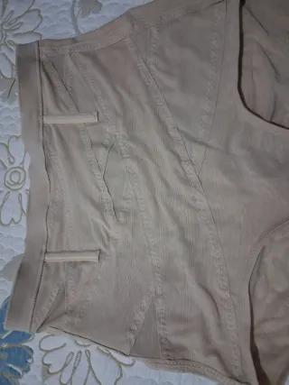 Braga faja moldeadora beige