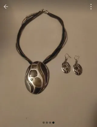 Collar y pendientes Abalorios