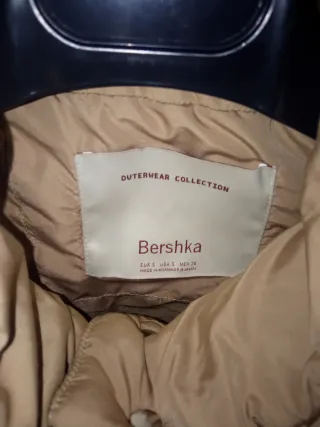 Cazadora acolchada beige