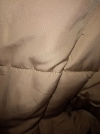 Cazadora acolchada beige