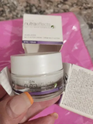 Avon Nutraeffects Ageless Crema Ojos