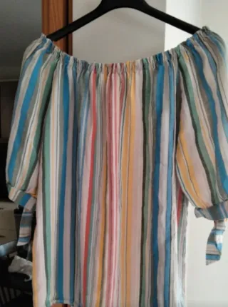Blusa multicolor con rayas