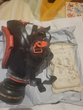 Mascarilla de protección facial