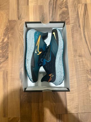 Nike Air Zoom Pegasus Shield