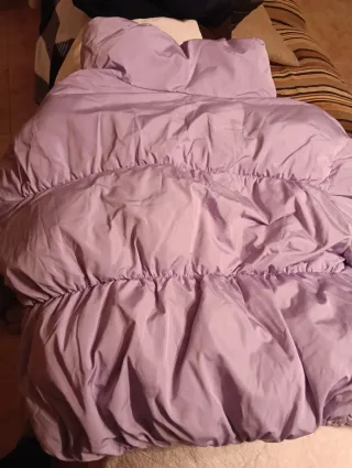 Cazadora bomber acolchada lila talla S