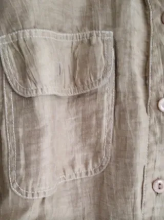 Camisa beige de lino