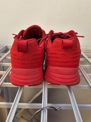 Zapatillas Puma Rojas