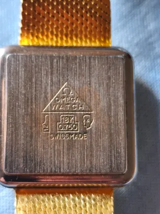 Cinturino dorato per orologio da donna