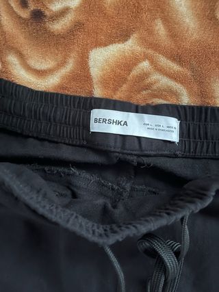 Pantalones cargo negros