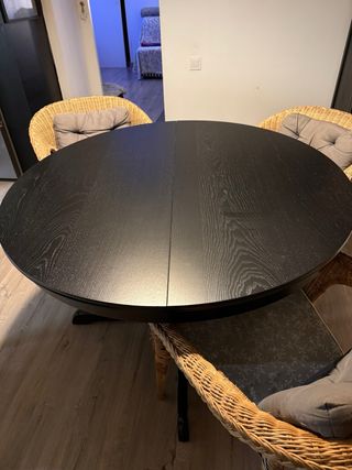 MESA REDONDA EXTENSIBLE COMO NUEVA