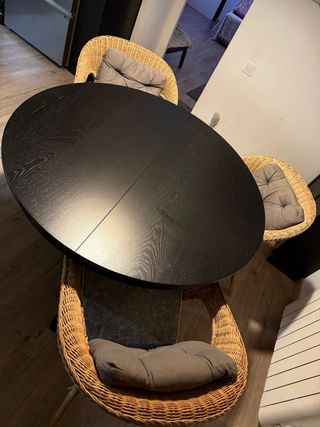 MESA REDONDA EXTENSIBLE COMO NUEVA