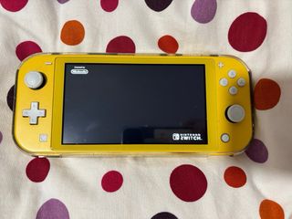 Nintendo Switch Lite Gialla