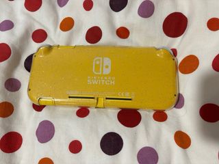 Nintendo Switch Lite Gialla