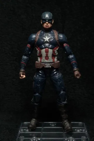 Capitán América Marvel Legends Figura