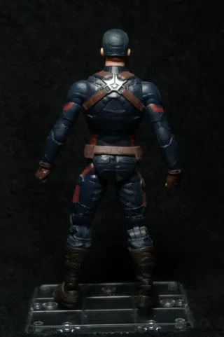 Capitán América Marvel Legends Figura