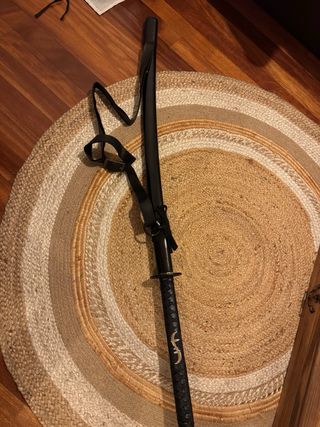 Katana Negra con Tsuba Decorada