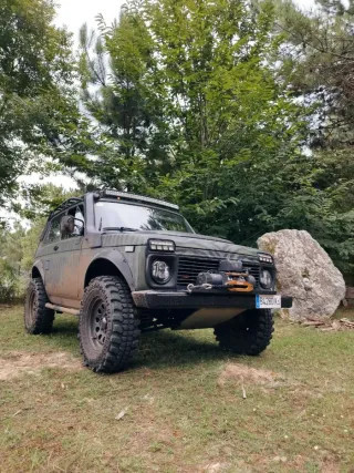 Lada Niva Homologado
