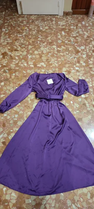 Vestido morado elegante manga larga nuevo