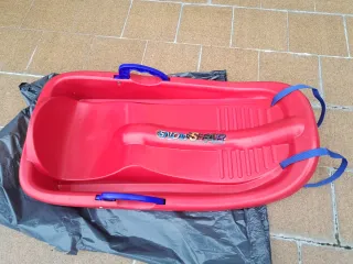 Trineo infantil rojo SnowStar