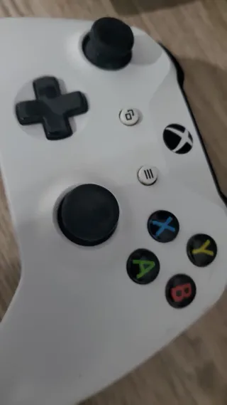 Controller Xbox One Bianco e Nero