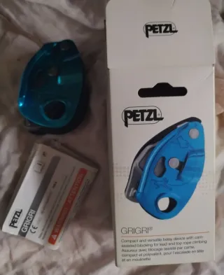 Asegurador Petzl Grigri