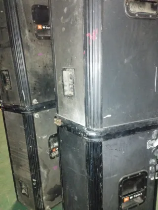 Altavoces JBL M350 a reparar