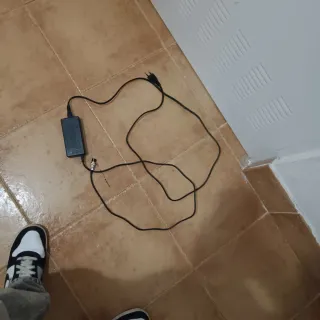 Cargador Patinete Eléctrico