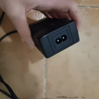 Cargador Patinete Eléctrico