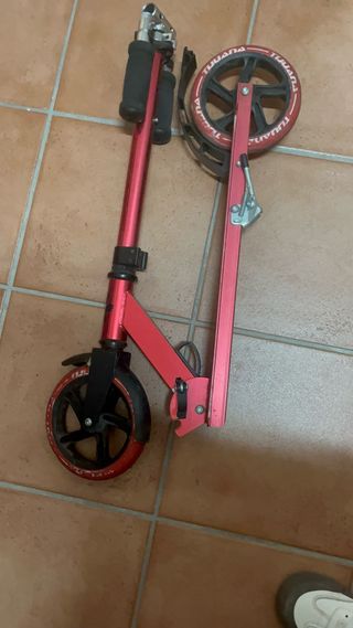 Pattini infantili rossi