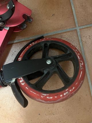 Pattini infantili rossi