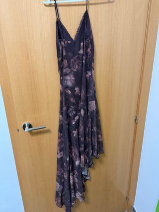 Vestido asimétrico floral