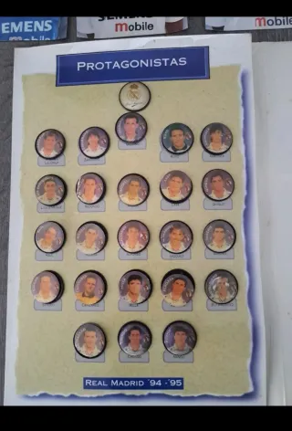 Lote Real Madrid Cromos y Pines