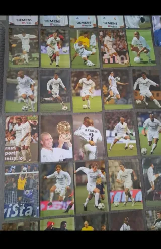 Lote Real Madrid Cromos y Pines