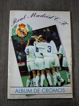 Lote Real Madrid Cromos y Pines