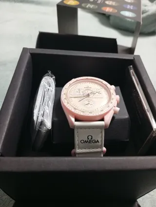 Omega Speedmaster Moonwatch Rosa