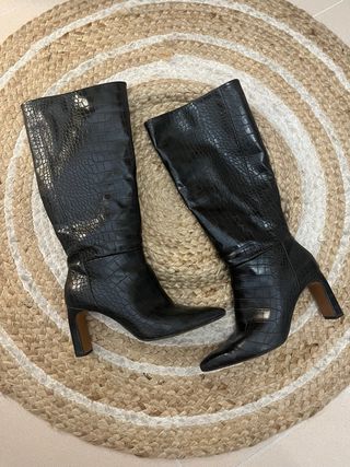 Botas altas efecto piel de cocodrilo