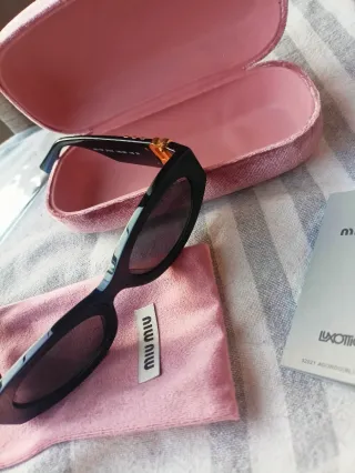 Occhiali Miu Glimpse Nero/Oro.