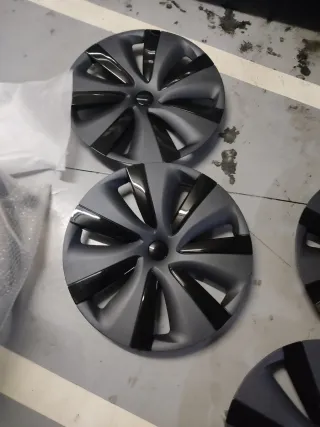 Tapacubos Tesla (Set de 4)