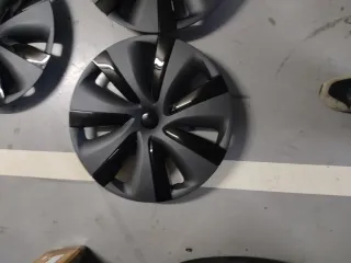 Tapacubos Tesla (Set de 4)