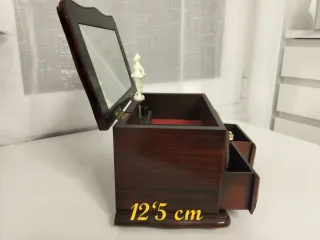 Joyero de madera con espejo y cajones