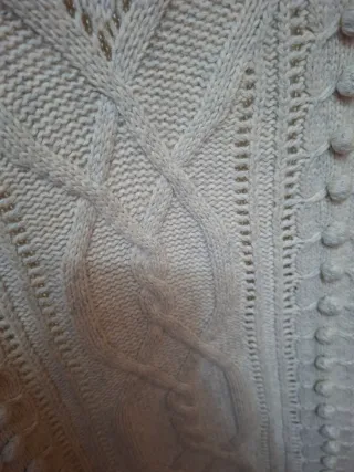 Vestido de lana beige manga corta