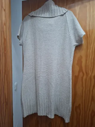Vestido de lana beige manga corta