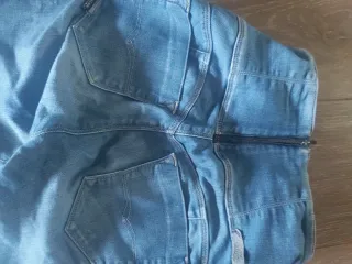 Vaqueros azules bonitos