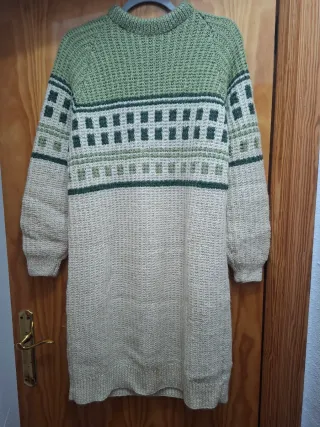 Vestido de lana hecho a mano